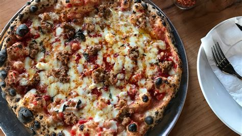 Best pizza indianapolis. Things To Know About Best pizza indianapolis. 